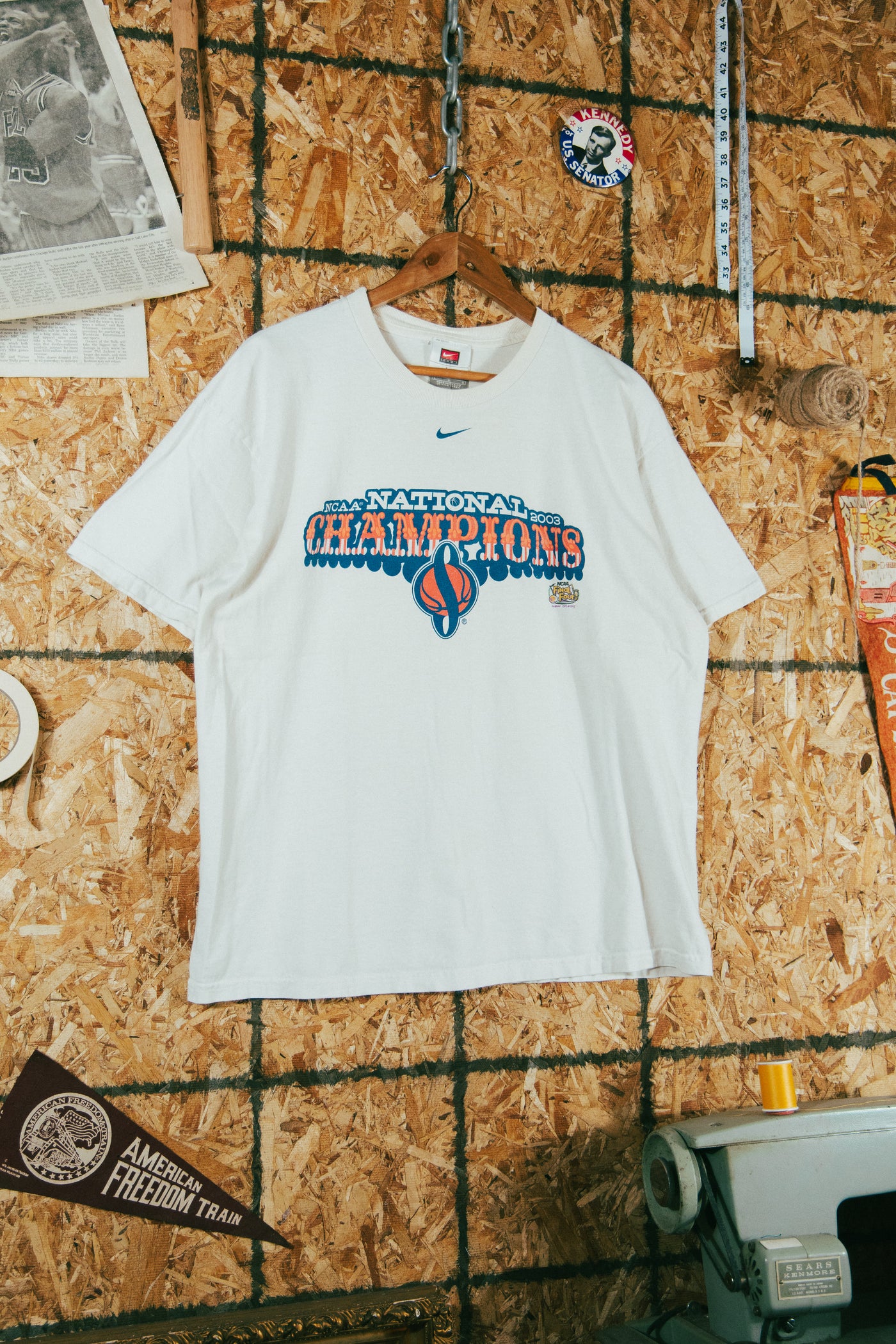 Vintage 2003 Syracuse Basketball Nike National Champs T-Shirt