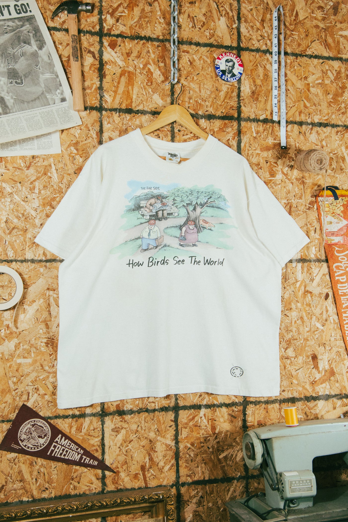 Vintage 90s The Far Side Bird T-Shirt