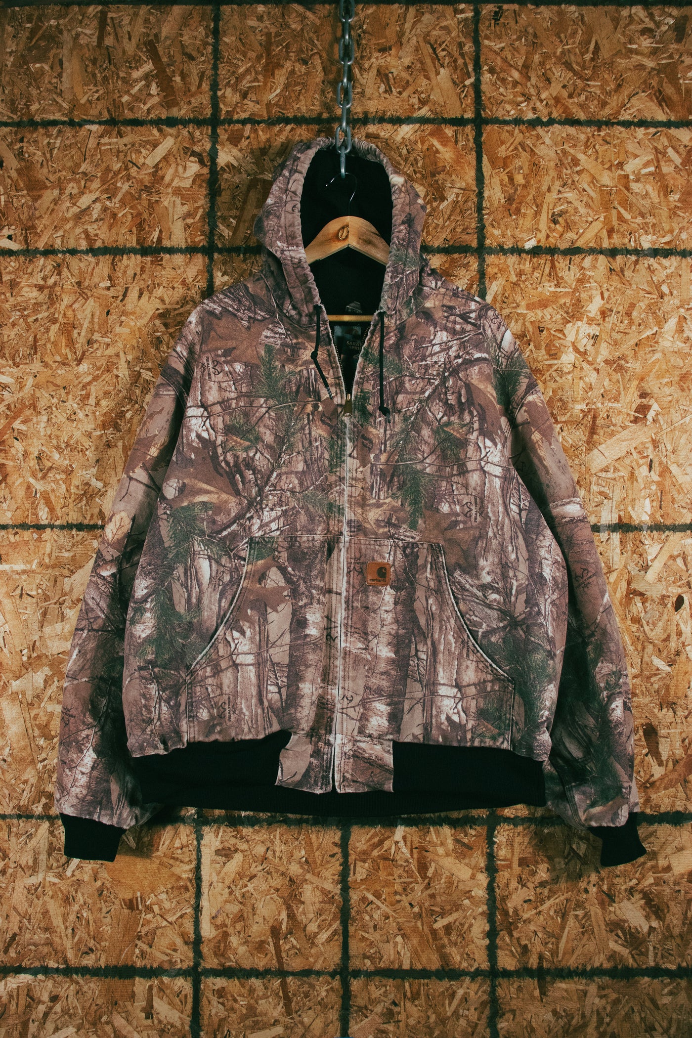 Vintage Realtree Camo Carhartt Hooded Jacket