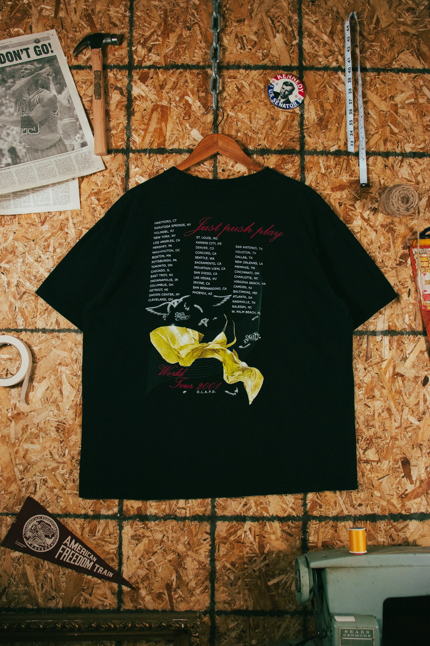 Vintage 2001 Aerosmith Just Press Play Tour T-Shirt