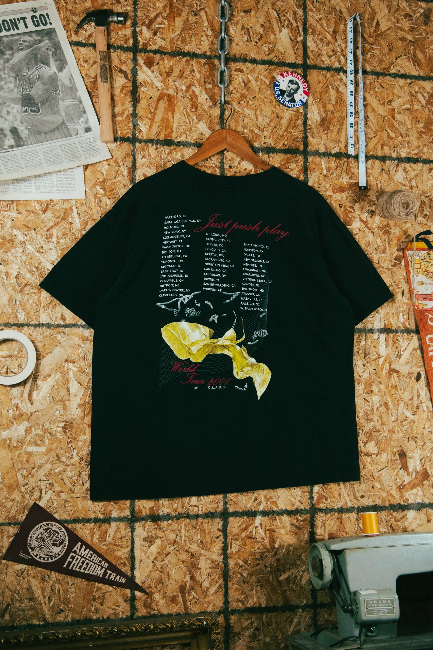 Vintage 2001 Aerosmith Just Press Play Tour T-Shirt