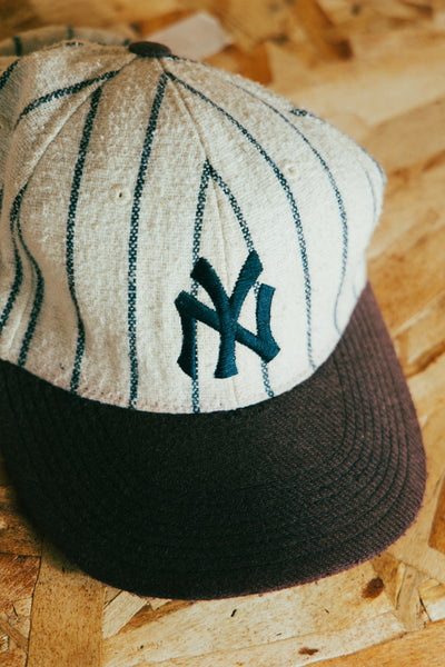 Vintage 90s Wool Pinnstripe Fitted Yankees Hat