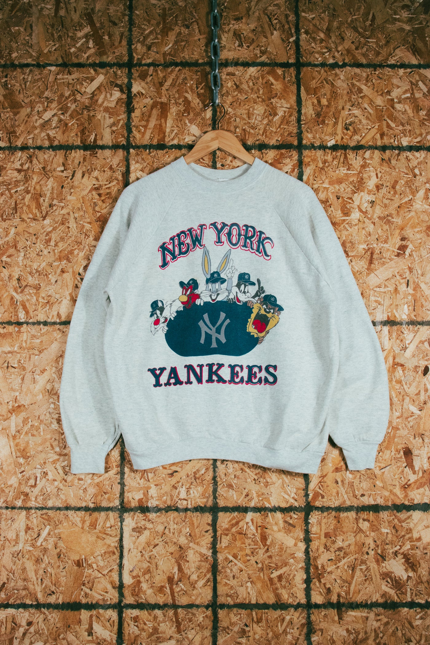 Vintage 90s NY Yankees Looney Tunes Crewneck