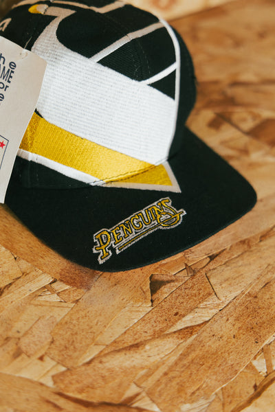 Vintage 90s Deadstock Pittsburgh Penguins Big Logo Snapback