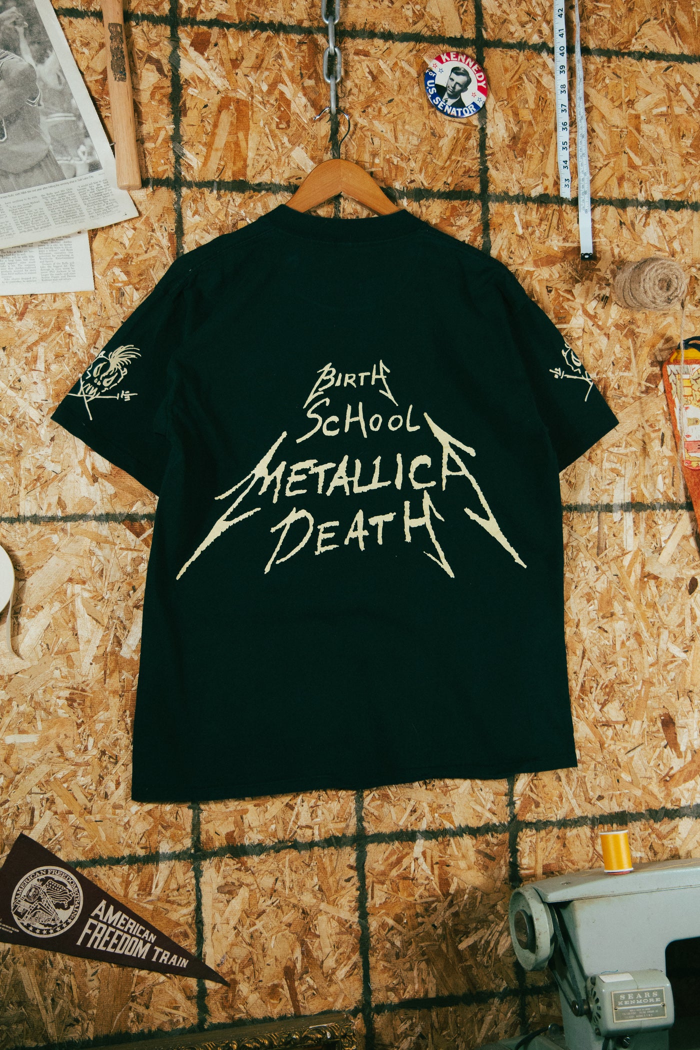 Vintage 1992 ‘Birth, School, Metallica, Death’ T-Shirt
