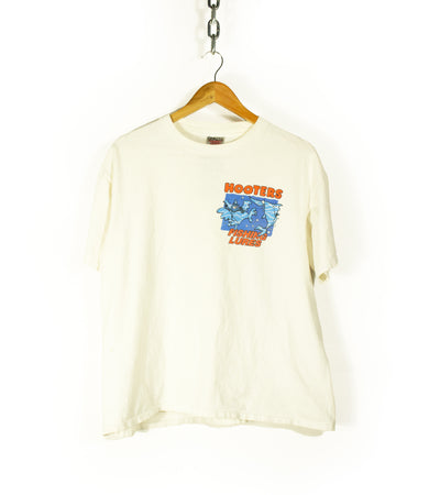 Vintage 90s Hooters Fishing Lures T-Shirt