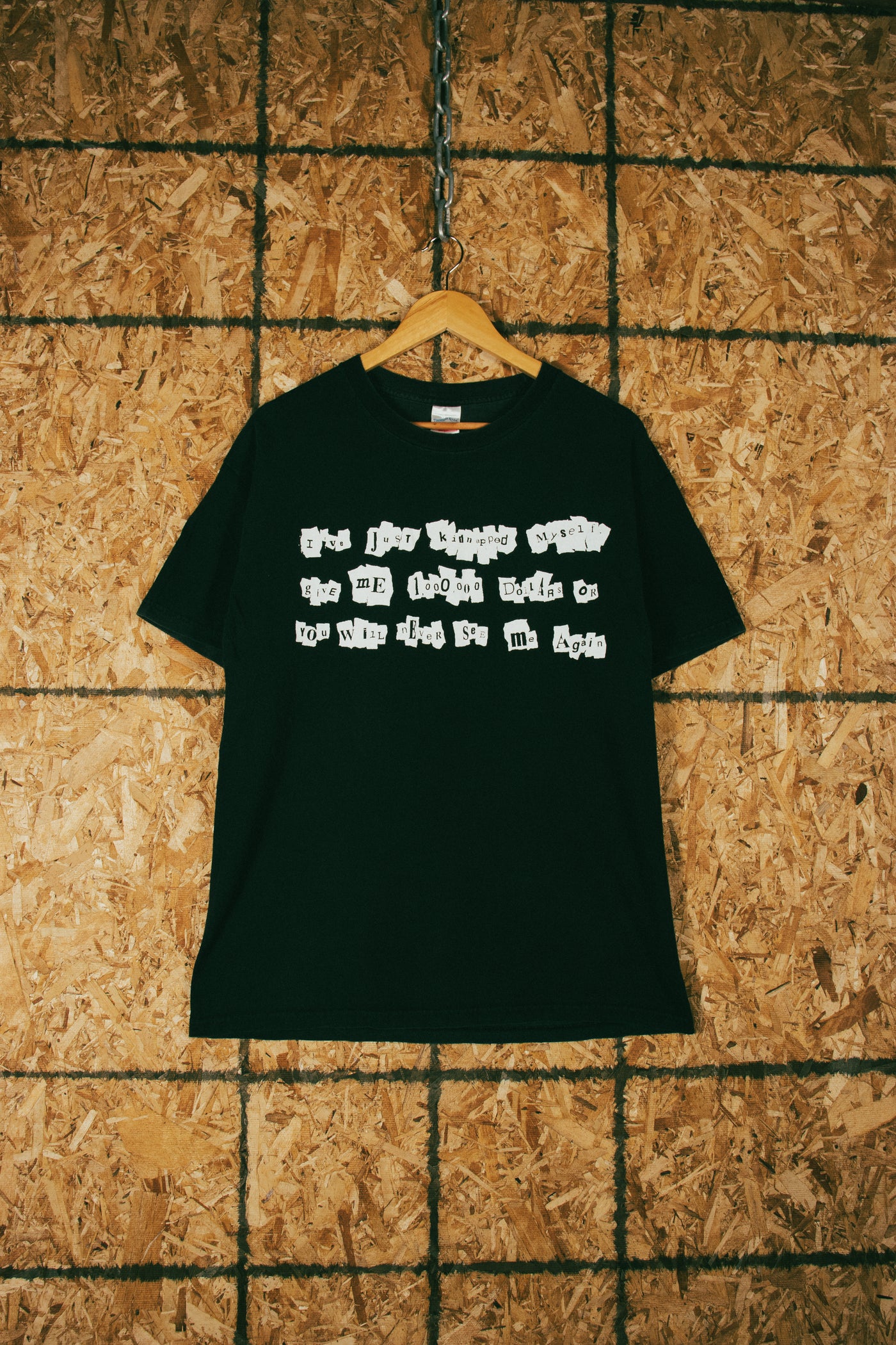 Vintage 90s 'Kidnapped' Text T-Shirt