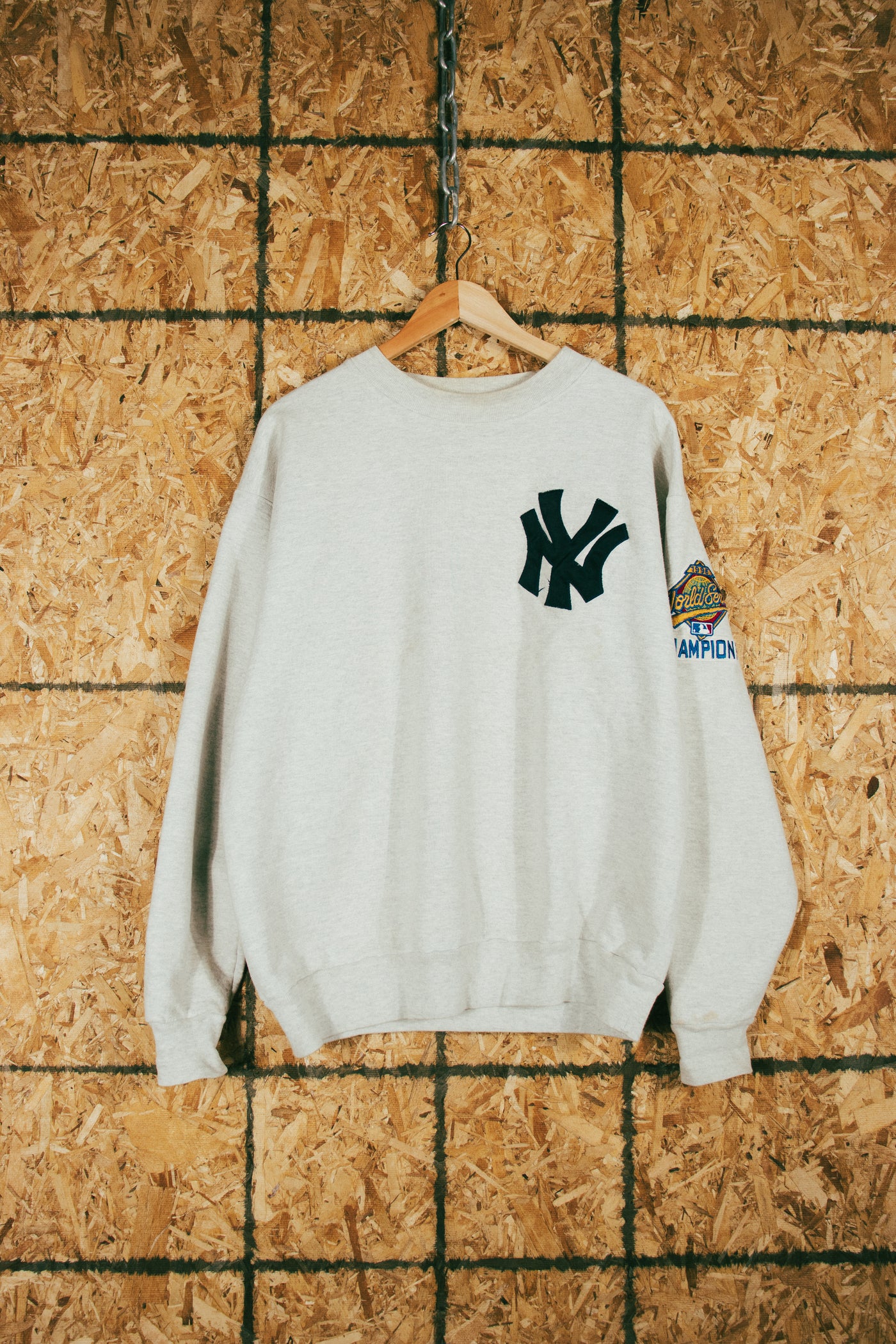 Vintage 1996 New York Yankees Embroidered Champions Crewneck