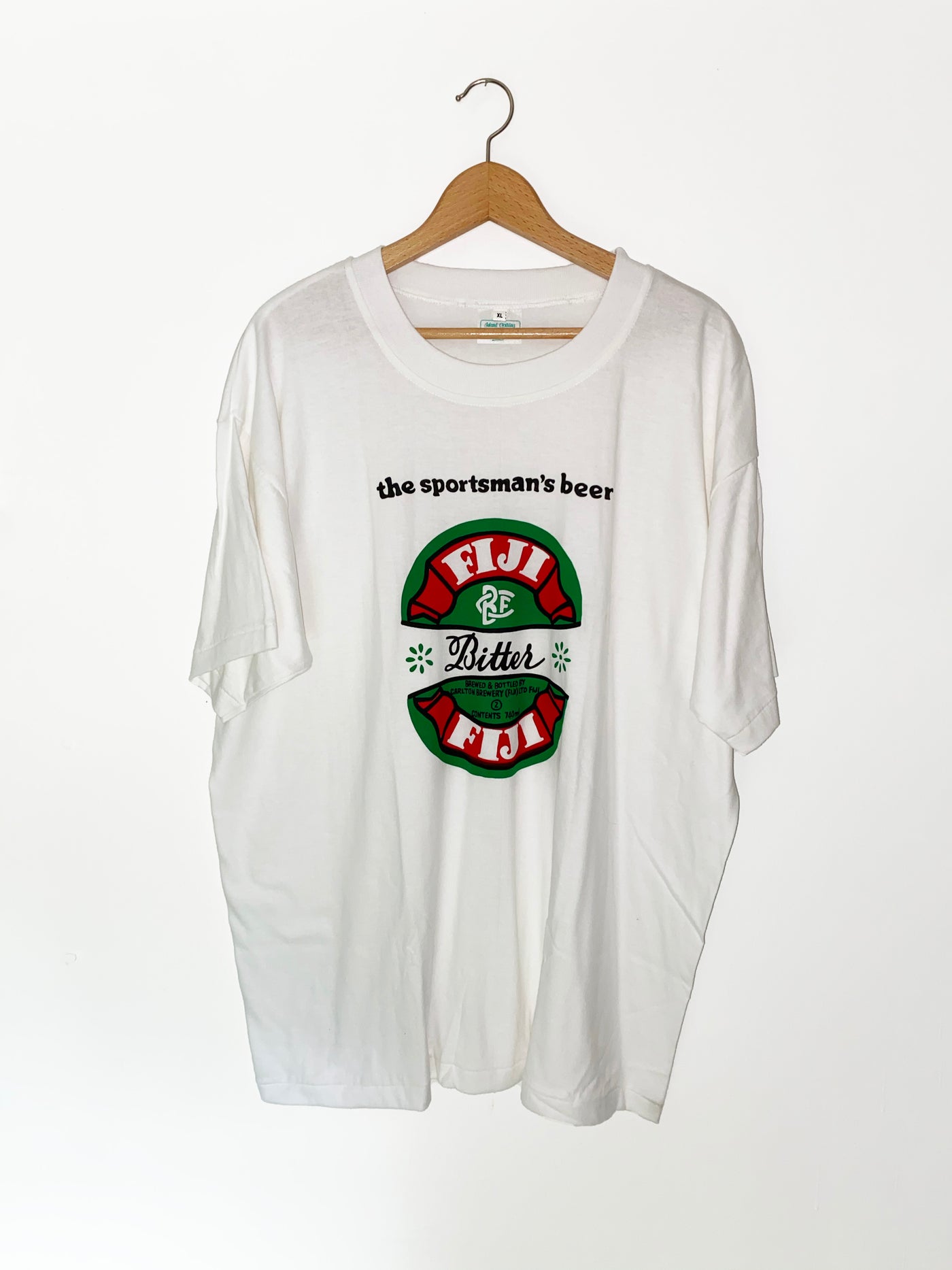 Vintage 90’s Fiji the Sportsman’s Beer T-Shirt