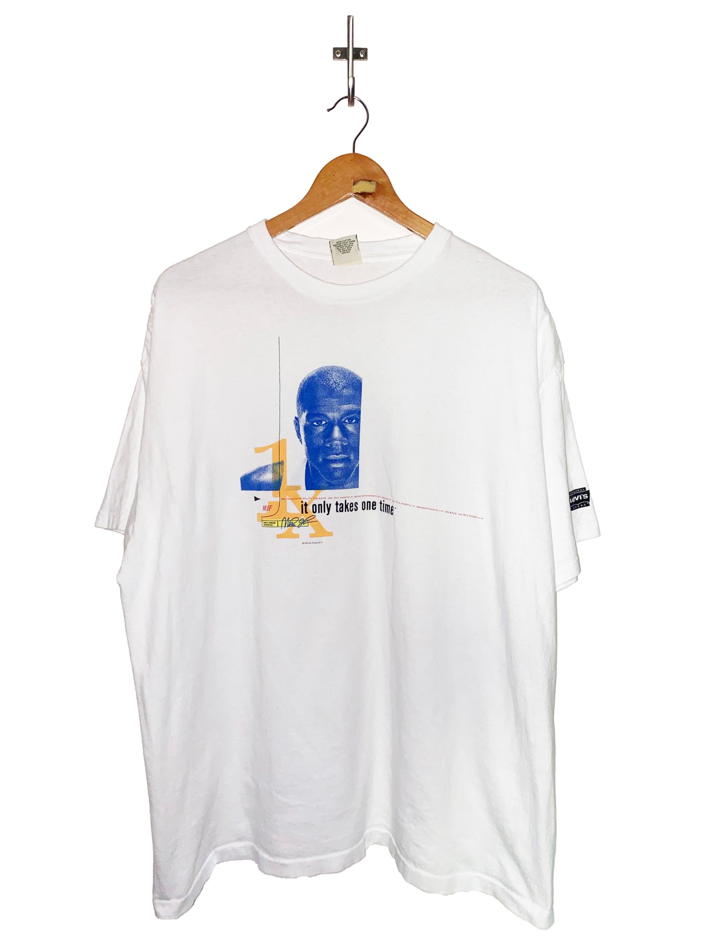 Vintage 1995 Levis Magic Johnson Foundation T-Shirt