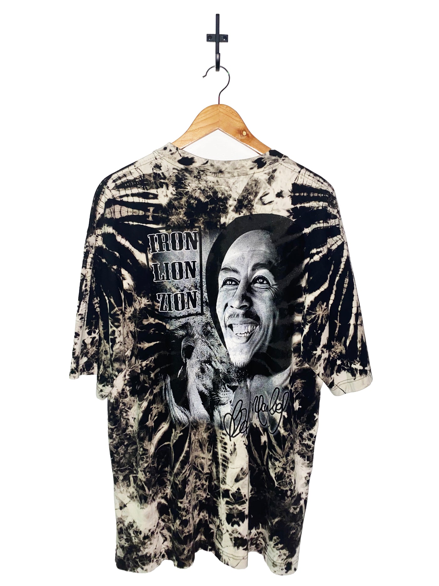 2000’s Bob Marley T-Shirt
