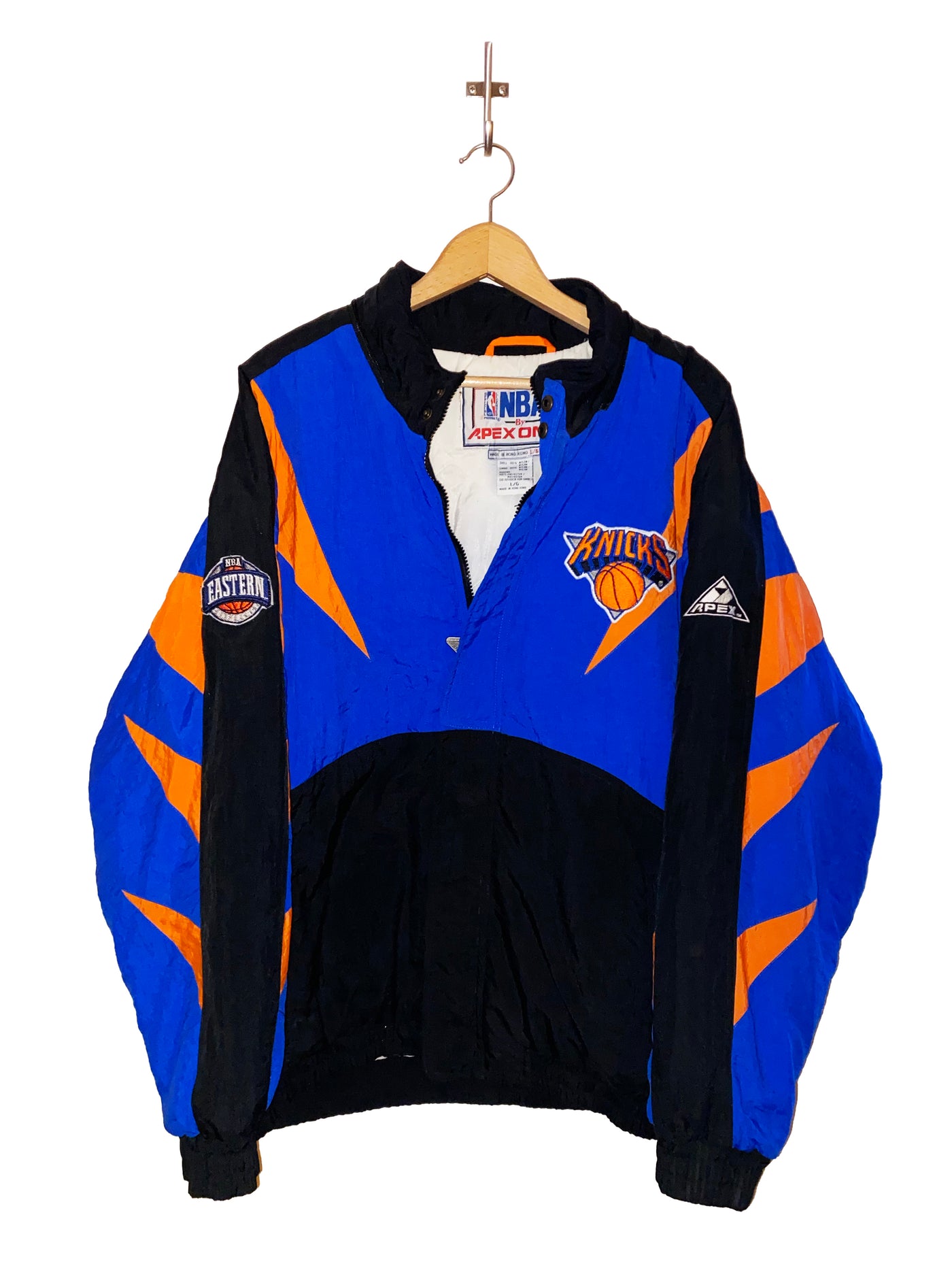 Vintage New York Knicks SharkTooth Puffer Jacket