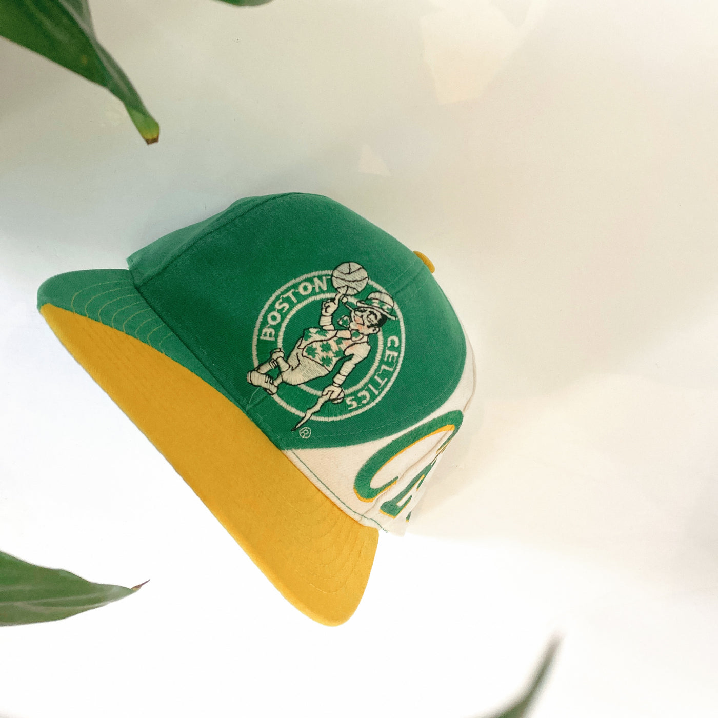 Vintage Boston Celtics Spellout Twill Snapback