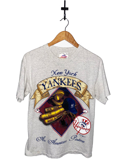 Vintage 1997 Double Sided Yankees T-Shirt