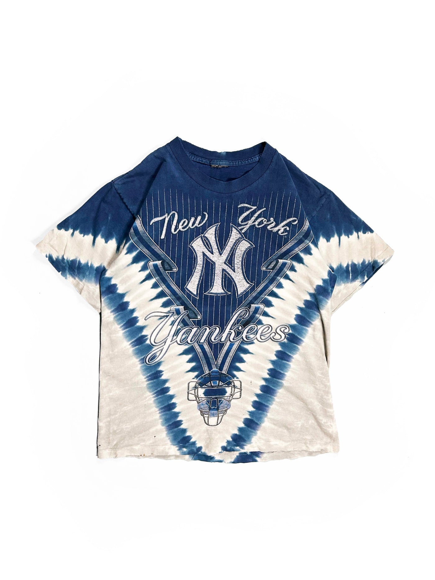 Vintage 90's Distressed New York Yankees T-Shirt